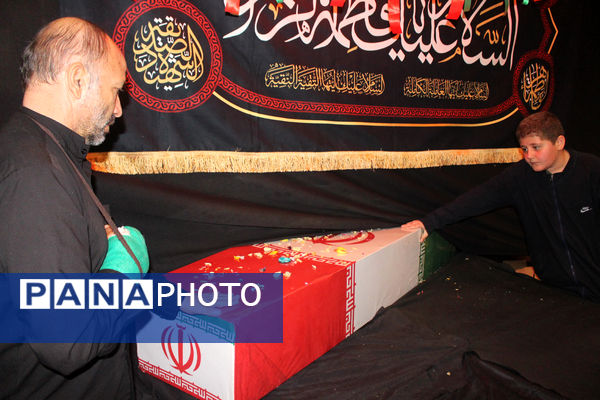 حال و هوای حضور نوجوانان در معراج الشهدای گمنام استان قم