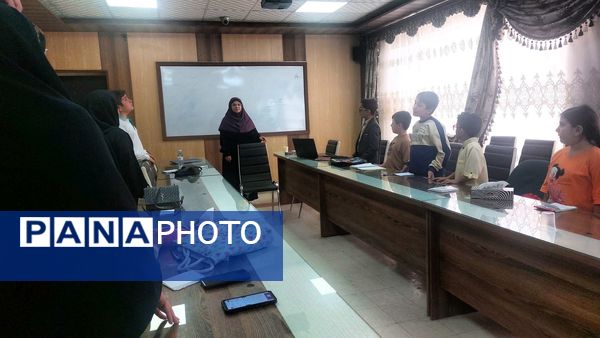 جلسه اول دوره بازیگری صدا در خبرگزاری پانا آذربایجان شرقی