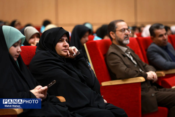 مراسم آموزش کاروان‌های عمره دانش‌آموزی به دانش‌آموزان عازم سرزمین وحی