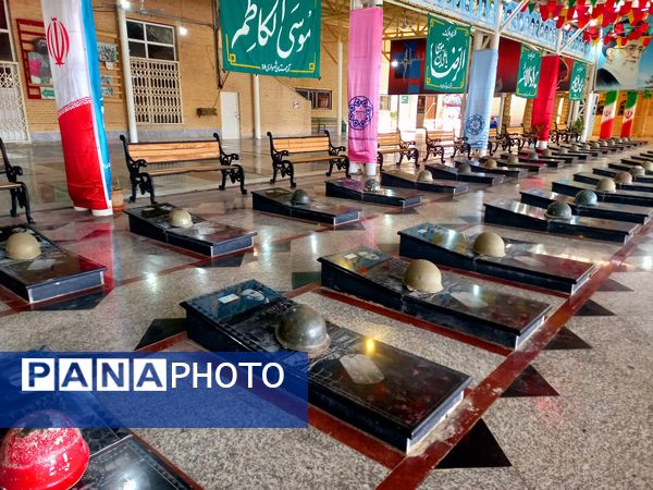 آیین غبارروبی و عطر افشانی گلزار شهدا شهرستان ملارد در هفته دفاع مقدس