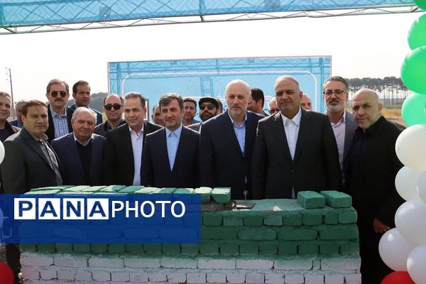 تداوم نهضت مدرسه‌سازی در کهریزک، خشت‌گذاری مدرسه ۱۵ کلاسه در مسکن مهر