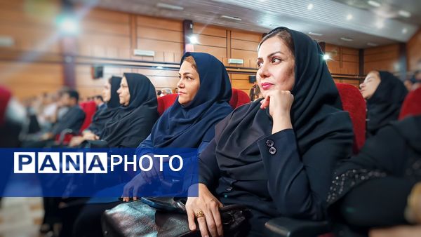 آیین گرامیداشت تجلیل از معلمان نمونه کشوری کهگیلویه و بویراحمد