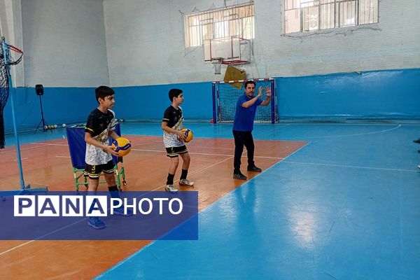 کارگاه توانمندسازی و مهارت آموزشی ورزشی شهرستان قرچک