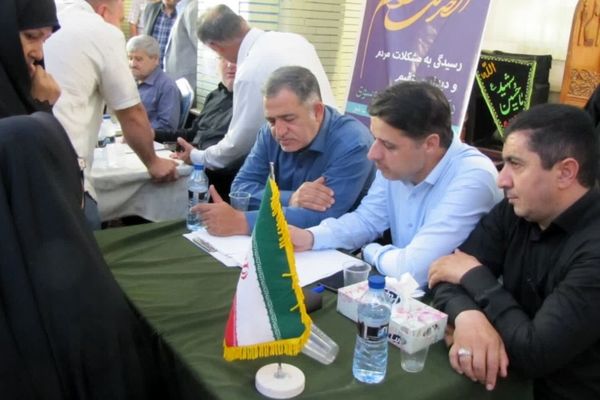 میز خدمت، پلی برای ارتباط مستقیم مسئولان و مردم مراغه