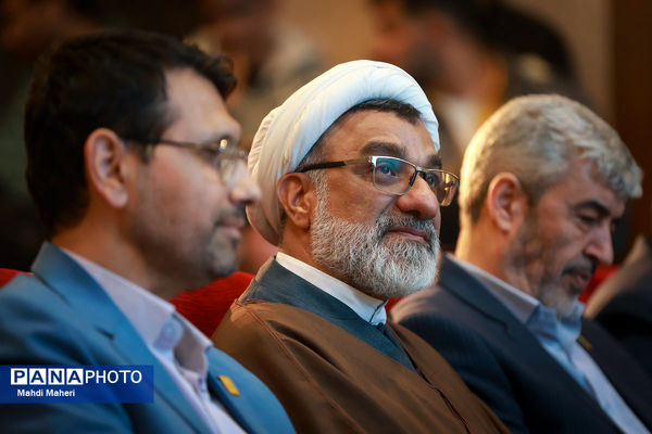 مراسم گرامیداشت روز دانشجو در پردیس شهید چمران