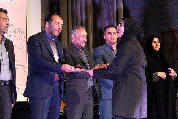 اختتامیه جشنواره ملی هنری در شهرکرد‌