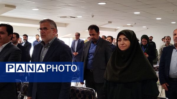 آیین افتتاح نیروگاه یک مگاواتی برق خورشیدی در البرز