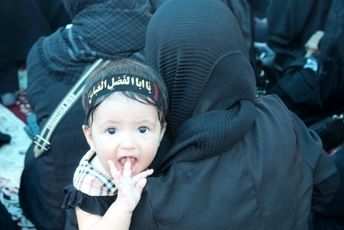 همنوایی شیرخوارگان حسینی محمودآباد با طفل عطشان کربلا