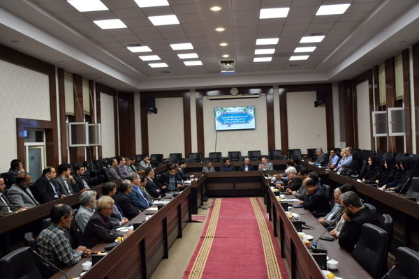 نشست هم‌اندیشی دستگاه‌های اجرایی با محوریت پروژه‌های عمرانی در تربت‌حیدریه