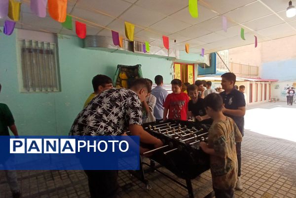 مدرسه راهی برای آینده روشن