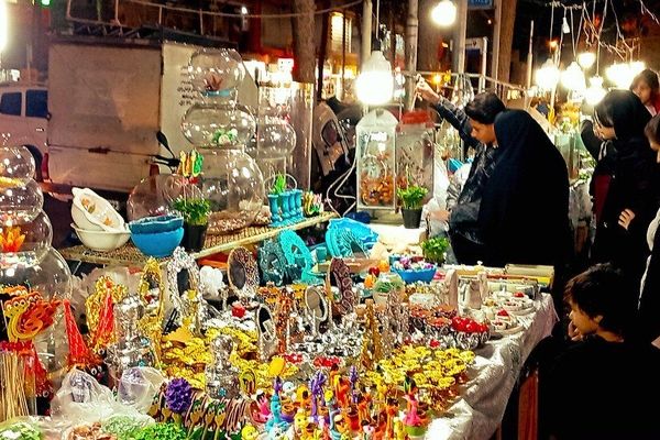 بازار های کاشمر در آستانه عید رنگ و لعابی ویژه دارد
