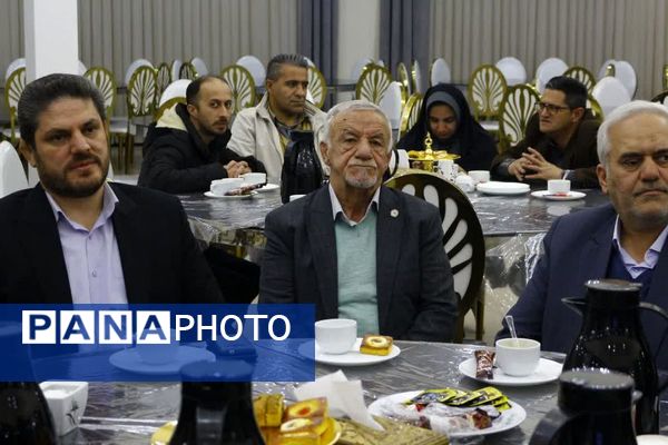 تقدیر از برگزارکنندگان مسابقات قهرمانی کشتی آزاد کارگران کشور در فیروزکوه