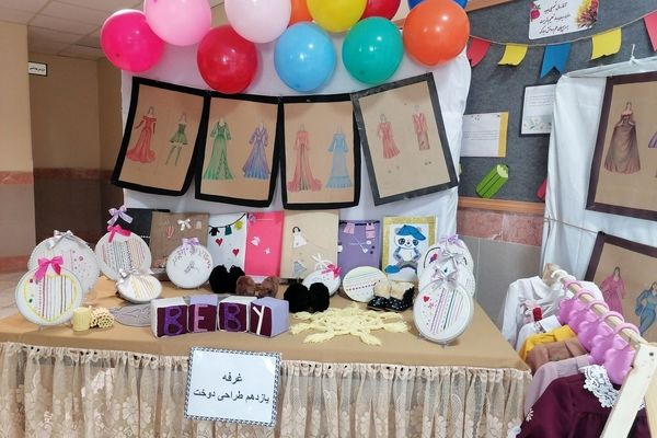 نمایشگاه کارآفرینی هنرستان عصمتیه نوخندان