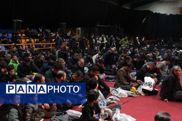 مراسم شب های لیله القدر در دانشگاه پیام نور بجنورد و در جوار مزار شهدای گمنام 