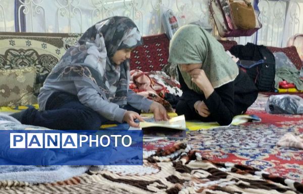 اعتکاف دختران نوجوان در مسجد سیدالشهدا مشهد