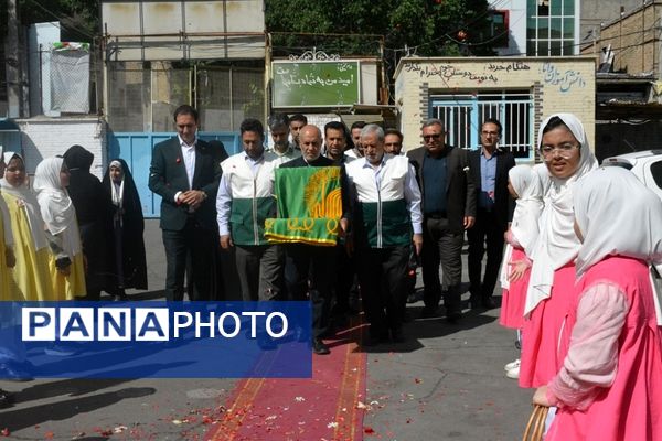 برگزاری مراسم باشکوه به‌مناسبت دهه کرامت در بهارستان‌ 2