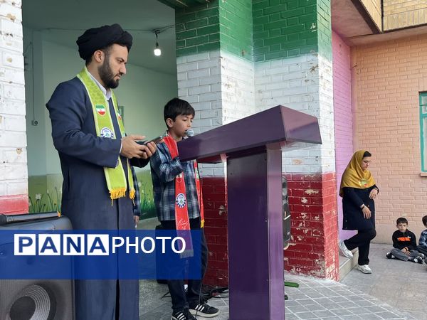 افتتاح کتابخانه راهرویی خلاقانه در دبستان امام خمینی(ره) گناوه