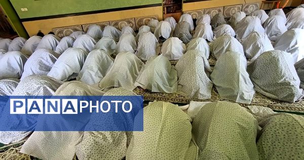 زنگ نماز در دبیرستان نمونه دولتی شهید خزایی اسدآباد