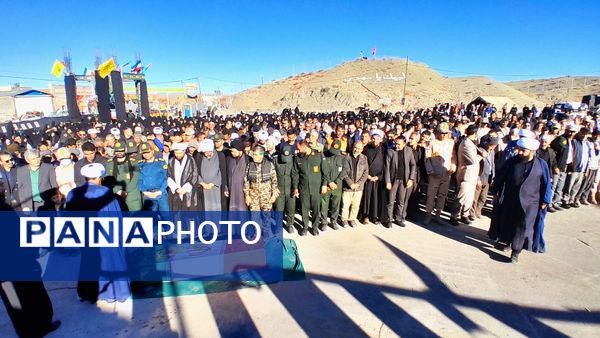 تشییع و تدفین شهید گمنام در شهر غلامان 