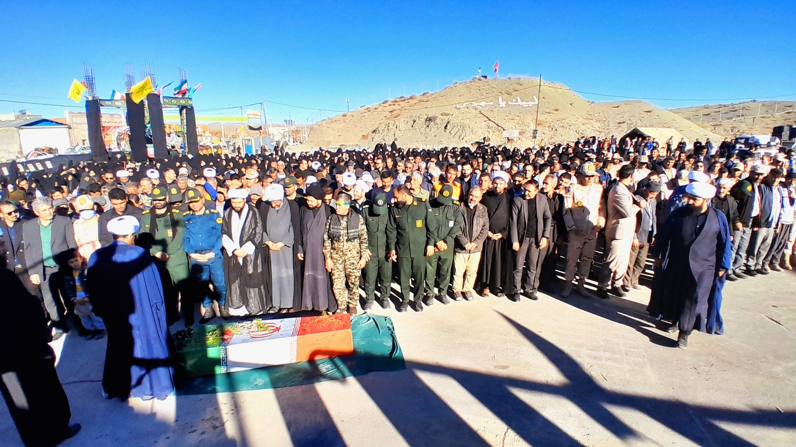 تشییع و تدفین شهید گمنام در شهر غلامان 