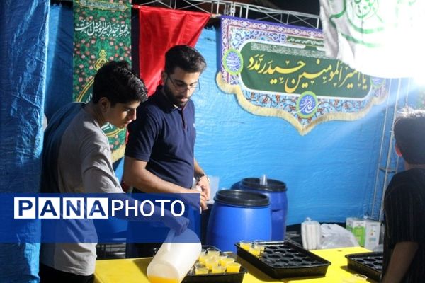 جشن و مهمانی کیلومتری عیدغدیرخم در بندرعباس