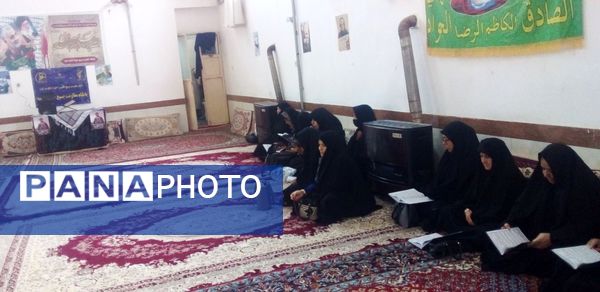 یادواره مرد میدان در پایگاه جوادالائمه بسیج خواهران فدافن