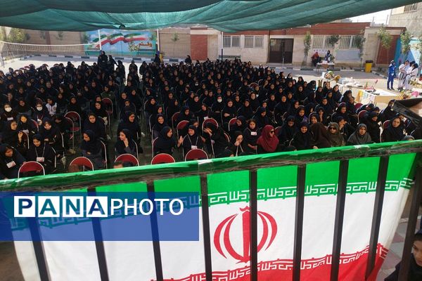 هفته سلامت روان در مدرسه اختر صدوقی شهرستان پیشوا 