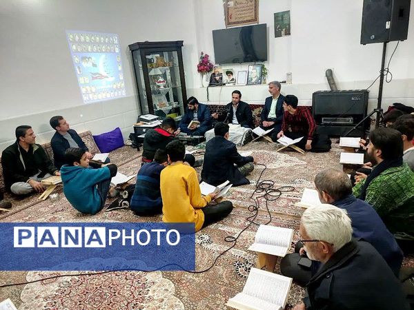 محفل انس با قرآن به‌مناسبت شهادت امام هادی(ع) در کاشمر