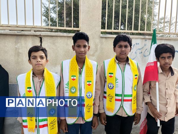 حضور پرشور نسل آینده انقلاب در راهپیمایی ۱۳ آبان سندرک