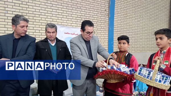  آغاز توزیع شیر رایگان در مدارس خراسان شمالی 