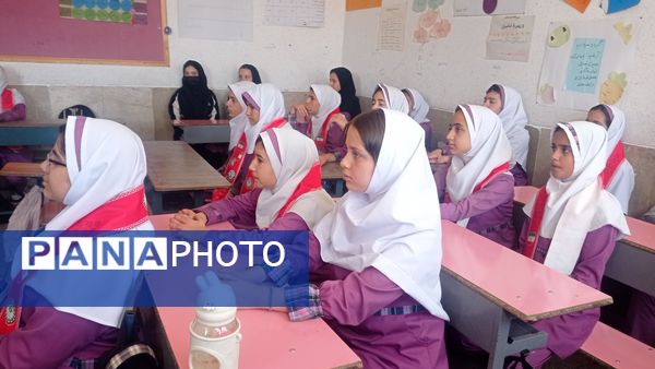 بازدید تشکیلاتی سازمان دانش‌آموزی از مدارس دخترانه شاهد و بنت‌الهدی سرآبتاوه
