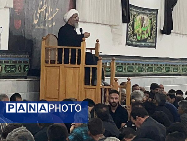 حضور امام جمعه کاشمر در جمع عزاداران روستای ممرآباد