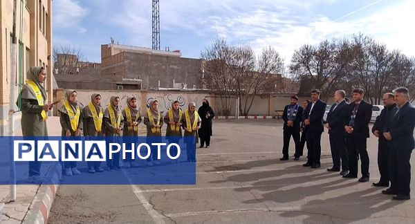 بازدید مسئولان سازمان دانش‌آموزی آذربایجان شرقی از مدارس تمام تشکیلاتی اهر