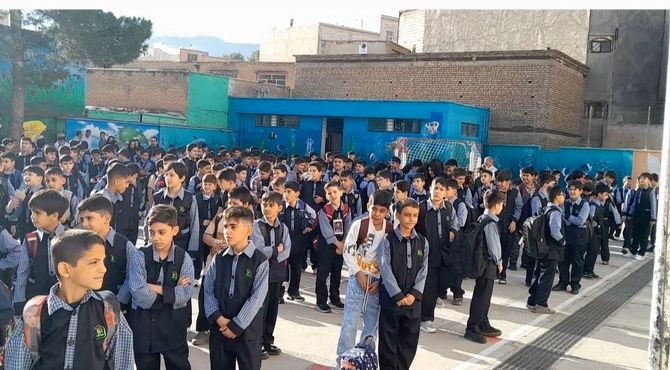 آغازی جدید با طنین زنگ مدرسه شاهد پسرانه خرم آباد 