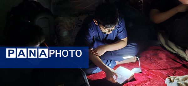 سحرگاه دانش‌آموزان معتکف 