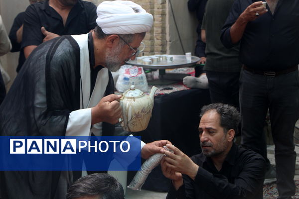 تجمع هیات‌های مذهبی در مسجد ملااسماعیل یزد
