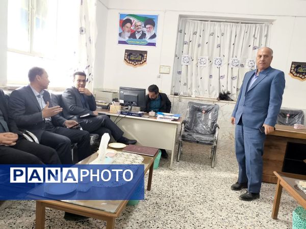 بازدید معاون پرورشی و کارشناس فرهنگی اداره آموزش پرورش  کاشمر از دبستان شهید پسندیده فدافن