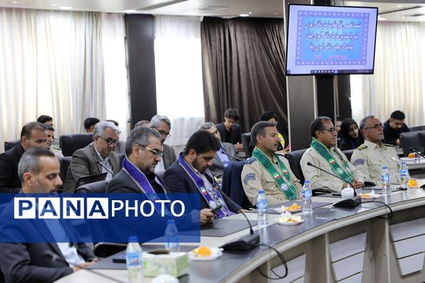 نشست تخصصی قائم مقام سازمان دانش‌آموزی با تشکل‌های پیشتازان در آذربایجان غربی