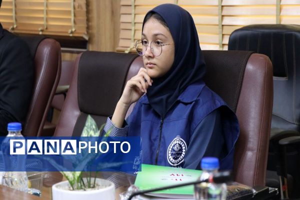 نشست صمیمانه شهردار پاکدشت با خبرنگاران و اصحاب رسانه