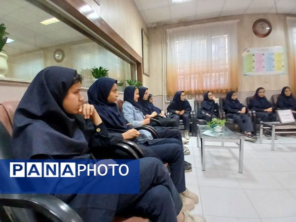 جلسه شورای دانش آموزی دبیرستان سروقد