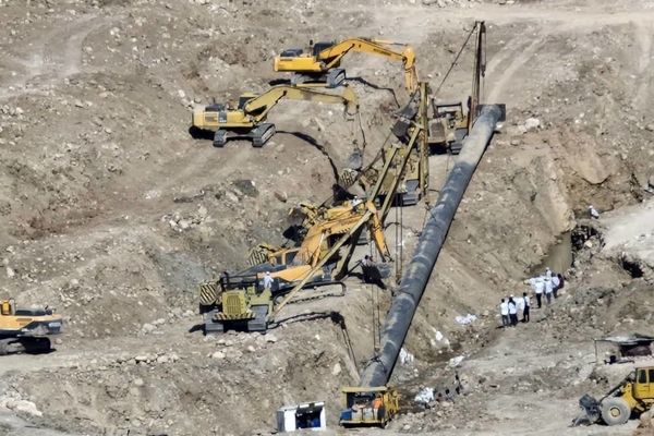 پیشرفت ۹۰ درصدی ابر پروژه  خط لوله نهم انتقال گاز سراسری