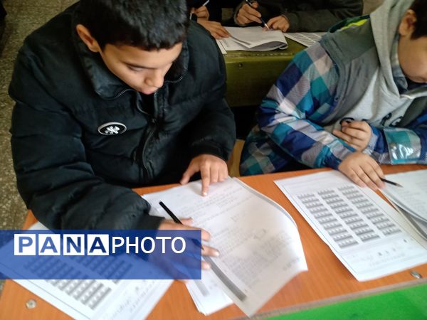 برگزاری آزمون سنجش دستاوردهای یادگیری در مدارس متوسط اول ملارد 