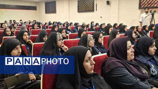 افتتاحیه اردوی ملی دختران خبرنگار سراسر کشور در اردوگاه شهید باهنر تهران
