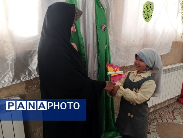 جشن مادر و دختری  در مدرسه تکتم خلیل آباد 