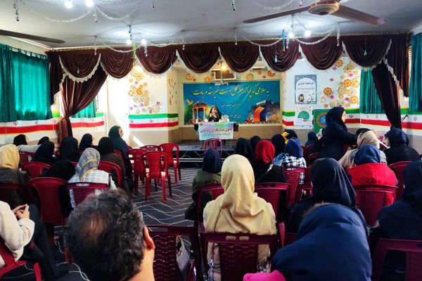 آموزش شیوه‌های افزایش تاب‌آوری در دبیرستان گراشی ناحیه 3 شیراز
