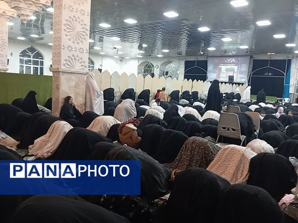 نماز جماعت همزمان با شب لیلة الرغائب در شهرستان کاشمر 