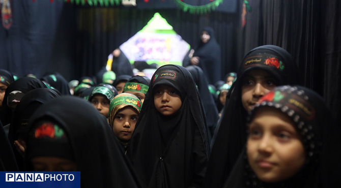 نقش معلمان در انتقال فرهنگ عاشورایی به نسل جوان بی‌بدیل است