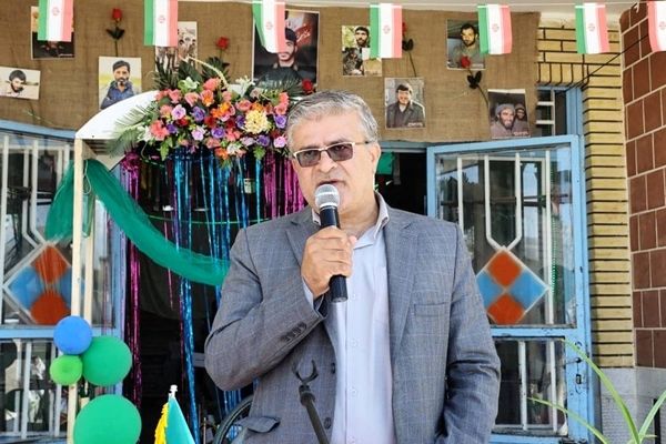 سرمایه‌گذاری در آموزش و پرورش، کلید پیشرفت ایران اسلامی است