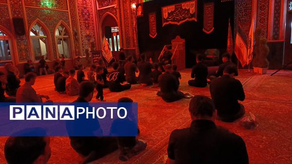 برگزاری مراسم عزاداری شب دوم  ماه محرم در تکیه ابوالفضلی نیشابور