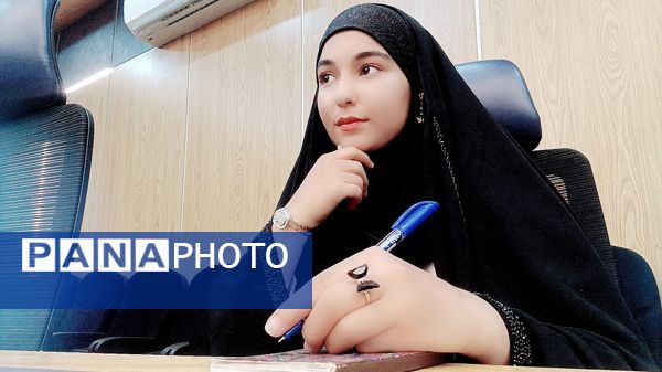 نشست خبری نماینده بویراحمد دنا و مارگون با خبرنگاران 